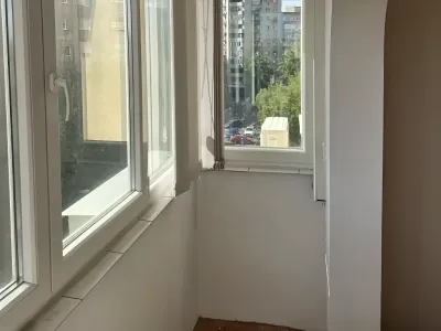 Apartament vanzare Sector 4 Bucuresti balcon cu fereastra
